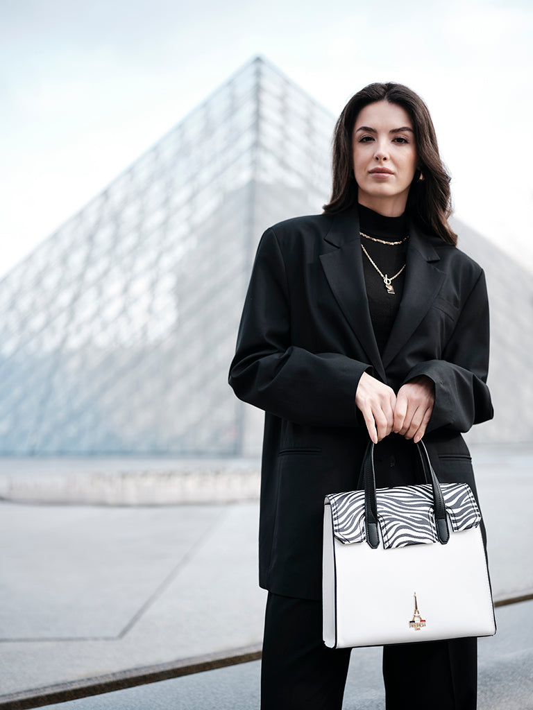 Saga White Handle Bag With Shoulder Strap